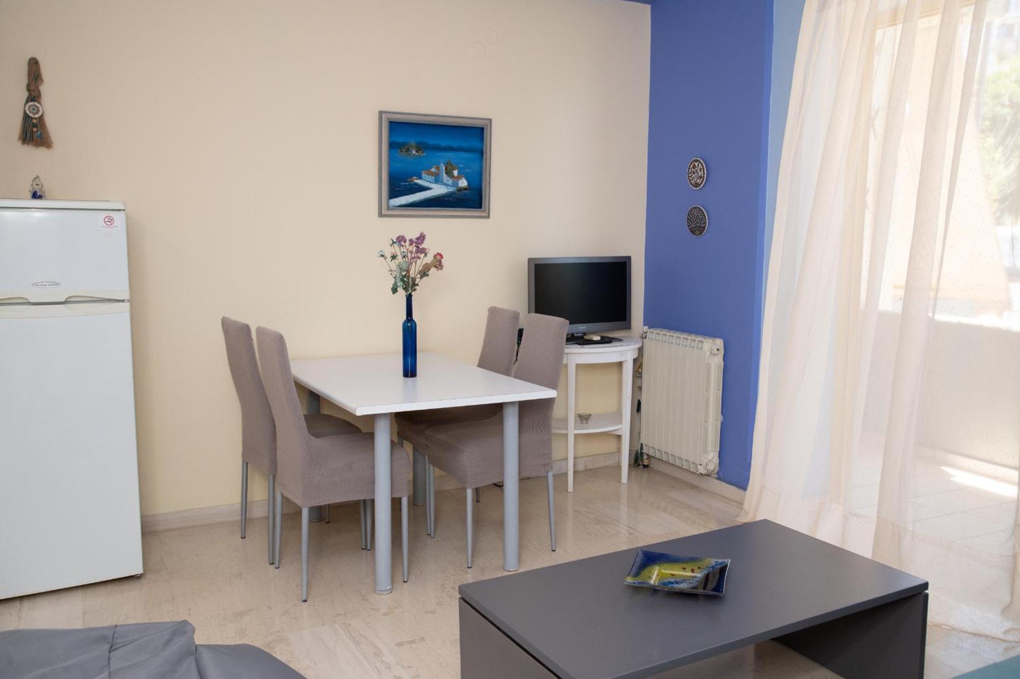 Eftihia Apartments By The Sea Rethymno Exterior foto